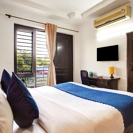 Nexhub Stay - Huda City Centre Gurgaon Exterior photo