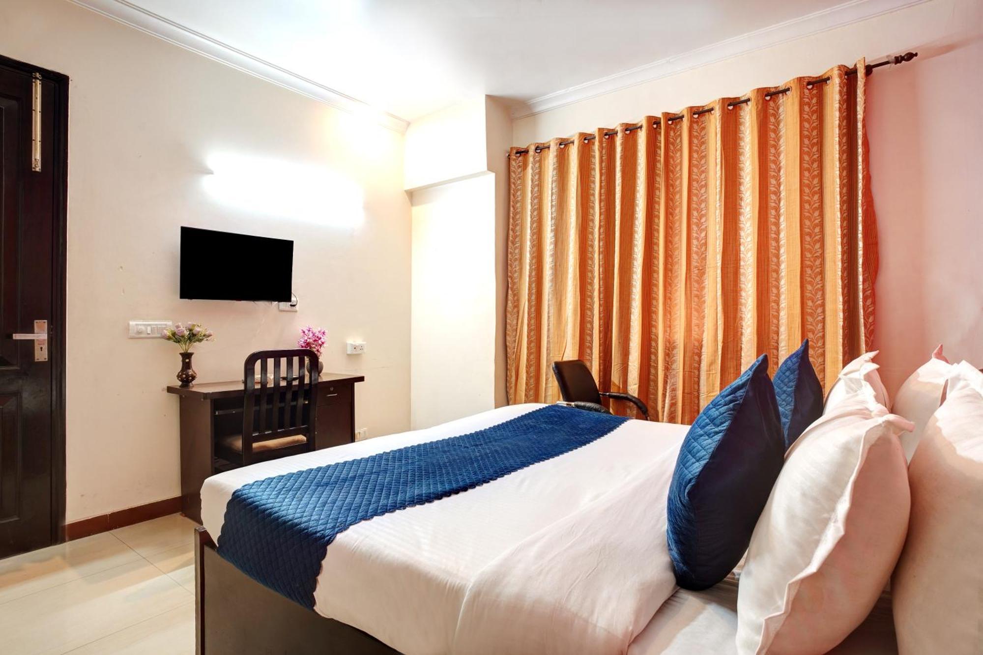 Nexhub Stay - Huda City Centre Gurgaon Exterior photo
