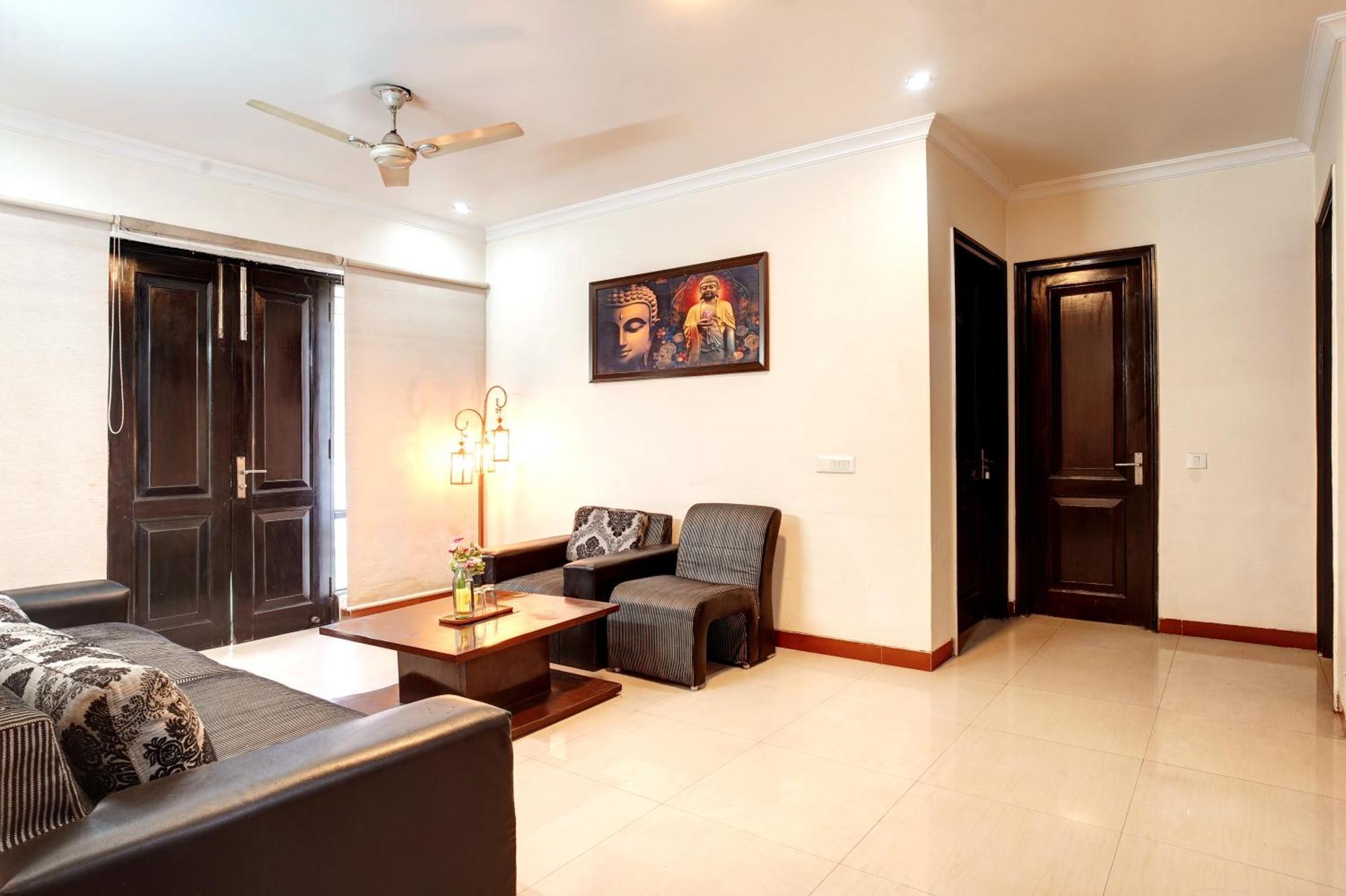 Nexhub Stay - Huda City Centre Gurgaon Exterior photo