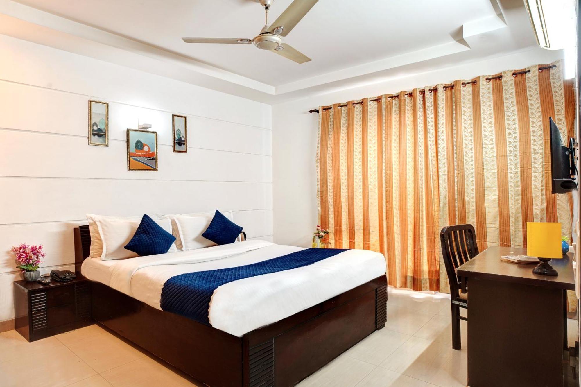 Nexhub Stay - Huda City Centre Gurgaon Exterior photo