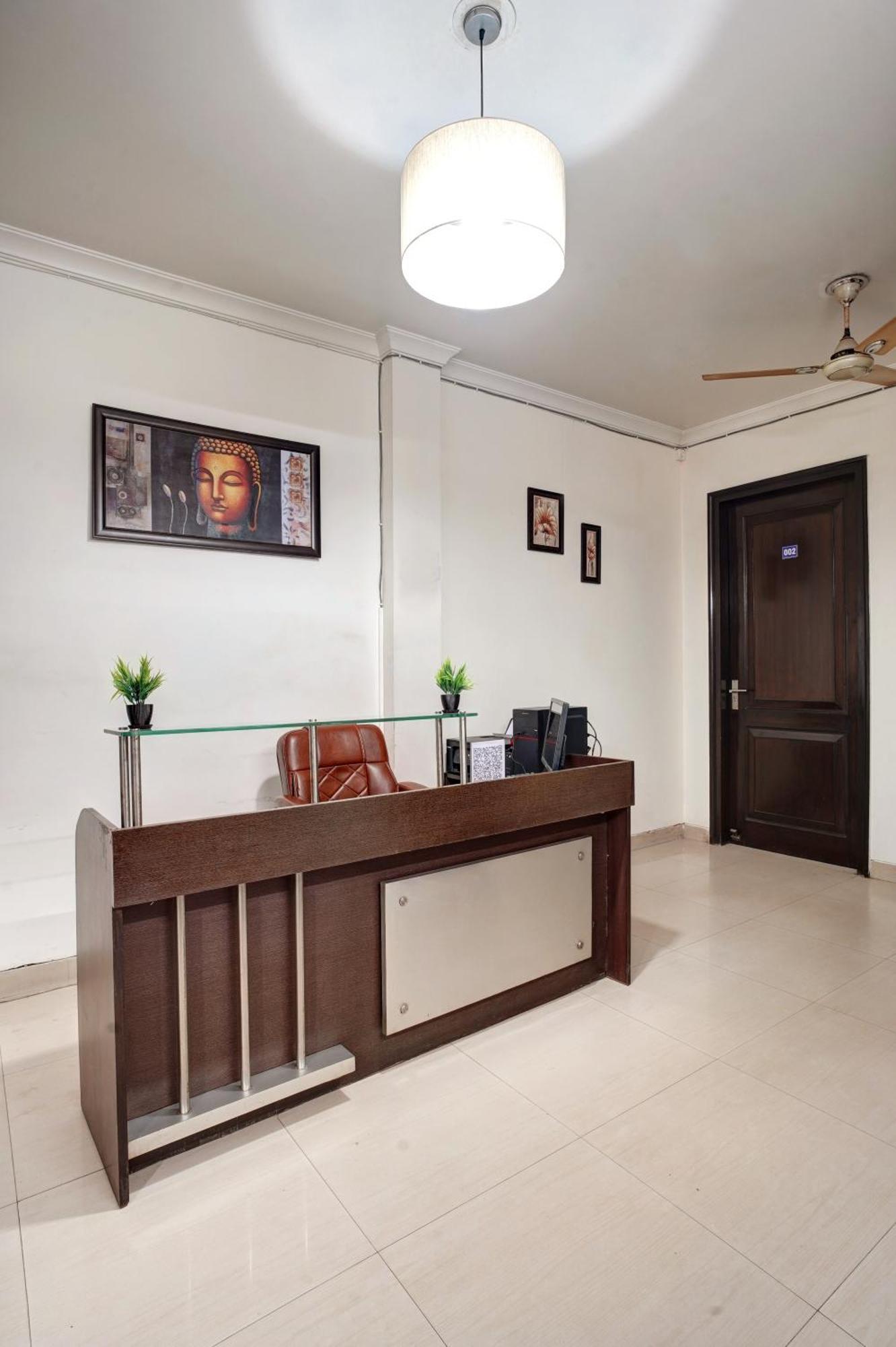 Nexhub Stay - Huda City Centre Gurgaon Exterior photo